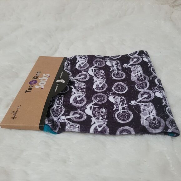 Hallmark Toe of a Kind Crew Socks  Motorcycle Biker Pattern OSFM New - Picture 6 of 9